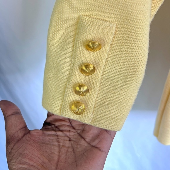 LAINE ET MAILLE VINTAGE OVERSIZED CARDIGAN  WOOL BUTTON DOWN SWEATER GOLD BUTTON - Picture 7 of 12